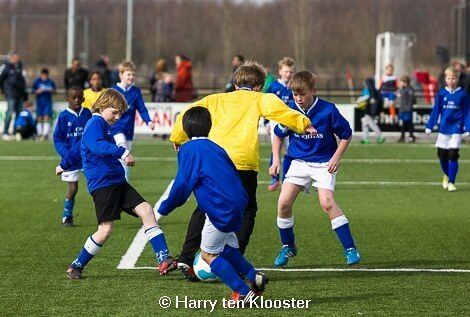 03-04-2013_voetbaltournooi_sportpark_van_marle_03.jpg