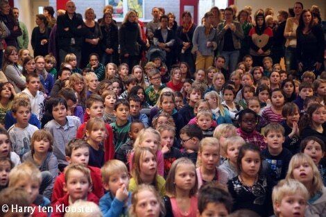 31-01-2013_opening_schoolbieb_de_zuidster-nelleke_vedelaar_02.jpg