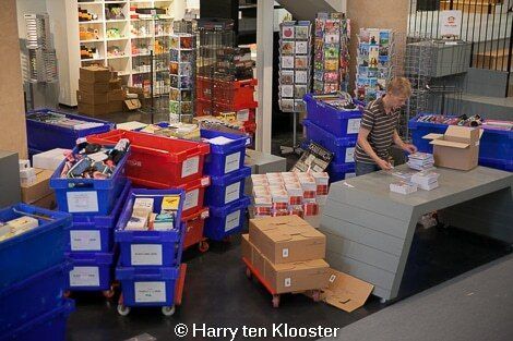 11-07-2013_boekhandel_waanders_broerenkerk_04.jpg
