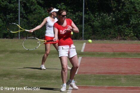 26-05-2012_tennis_pinkster_tournooi_ztc_pelikaan_01.jpg