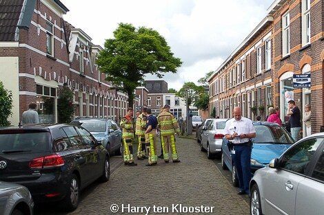 12-05-2014_autos_beschadigd_na_brandmelding_anjelierstraat_01.jpg
