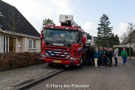 21-03-2013_brandweeroefening_de_phoenix-zalmkolk_01.jpg