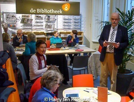 25-11-2013_opening_ipad_cafe-bibliotheek-john_van_boven_01.jpg