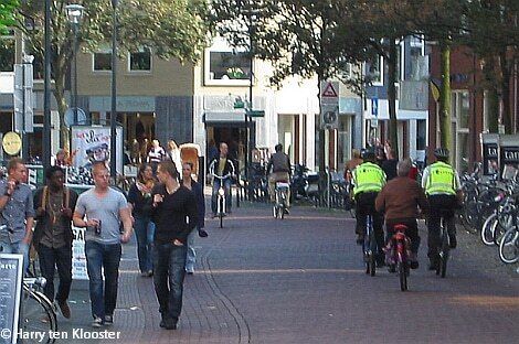 23-09-2011_politie_examen_in_de_binnenstad_2.jpg
