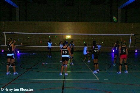 23-12-2010_black-light_volleybal_sporthal_landstede_4.jpg