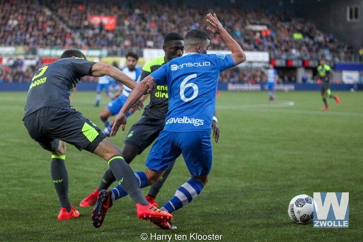 PSV doet dapper PEC Zwolle in blessuretijd pijn