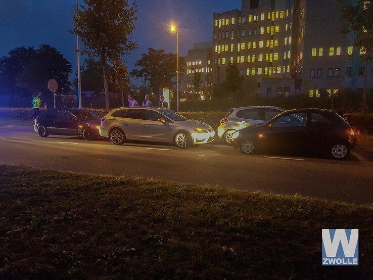Ongeval met meerdere auto’s door spookrijder - Foto: Arjen van der Zee
