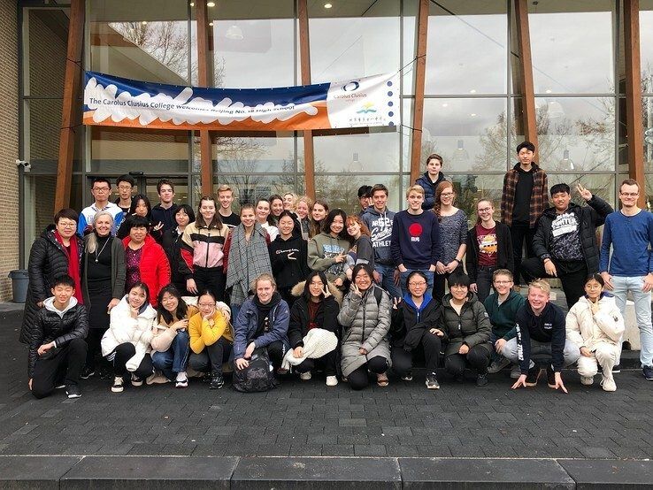 High school leerlingen uit Beijing op bezoek bij Carolus Clusius College