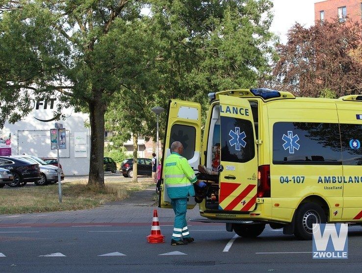 Ongeval met fiets op Hogenkampsweg Zwolle - Foto: Arjen van der Zee