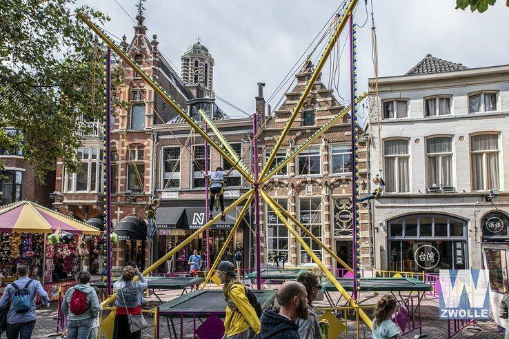 Stilte in de binnenstad van Zwolle tijdens prikkelarme kermis - Foto: Geertjan Kuper