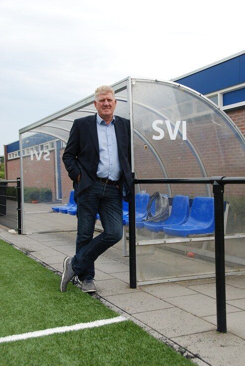 Voorzitter voetbalvereniging SVI Harro Velthuis overleden - Foto: MCHL grafisch ontwerp