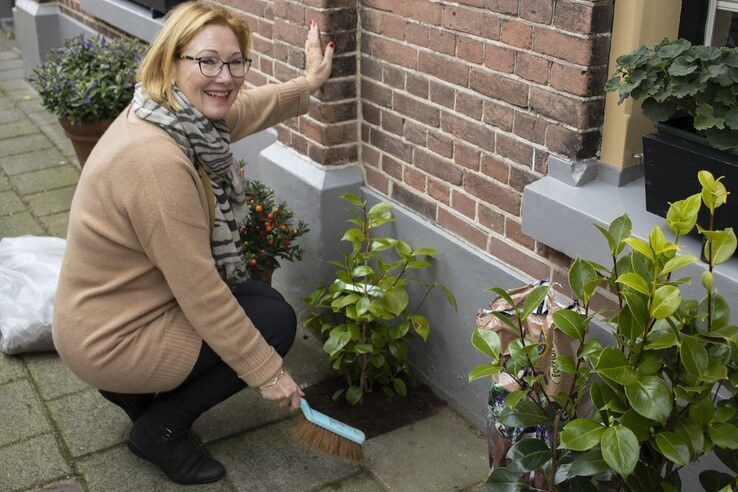 46 buurtinitiatieven uit Zwolle maken hun straat groen tijdens Burendag - Foto: Astrid Beuker