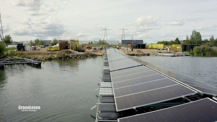 Groenleven gestart met aanleg drijvend zonnepark Sekdoornseplas