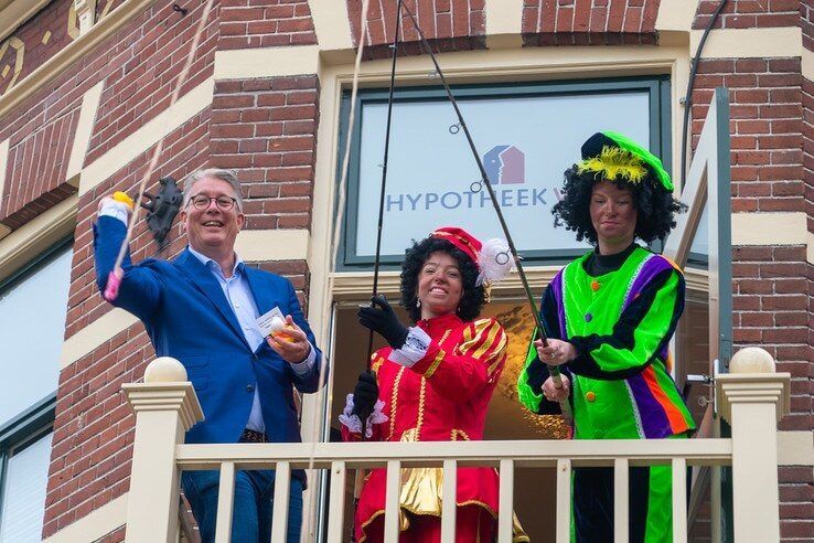 Sinterklaas weer in Zwolle aangekomen - Foto: Peter Denekamp