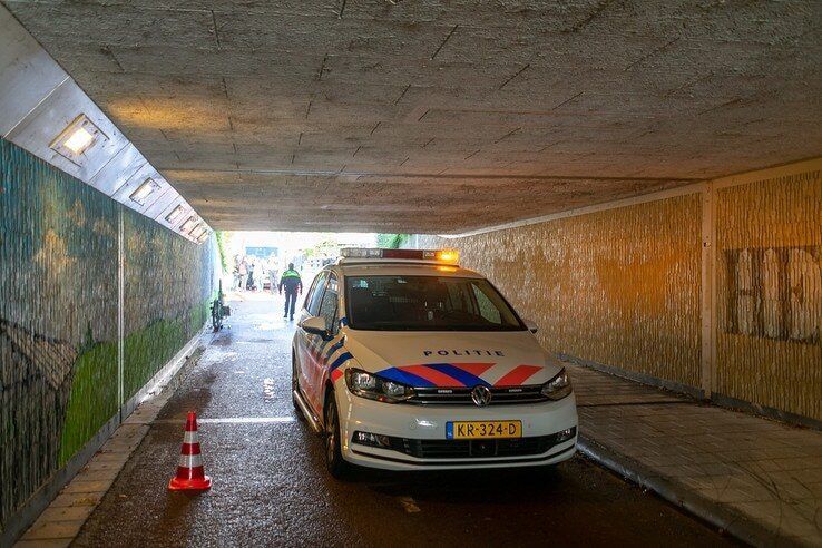 Fietsster ernstig gewond door ongeval in Lünentunnel - Foto: Peter Denekamp