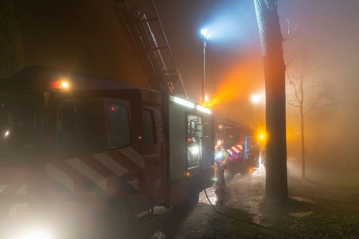 Brand aan Schellerbergweg - Foto: Peter Denekamp