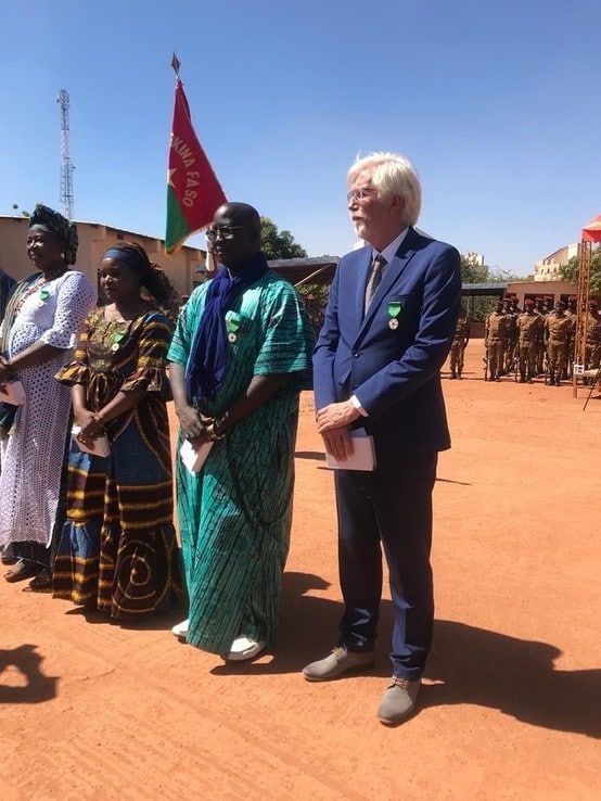 Henk Post van WDODelta krijgt ridderorde in Burkina Faso - Foto: Ingezonden foto