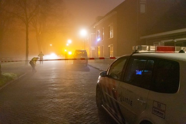 Dode bij schietincident Buitengasthuisstraat - Foto: Peter Denekamp