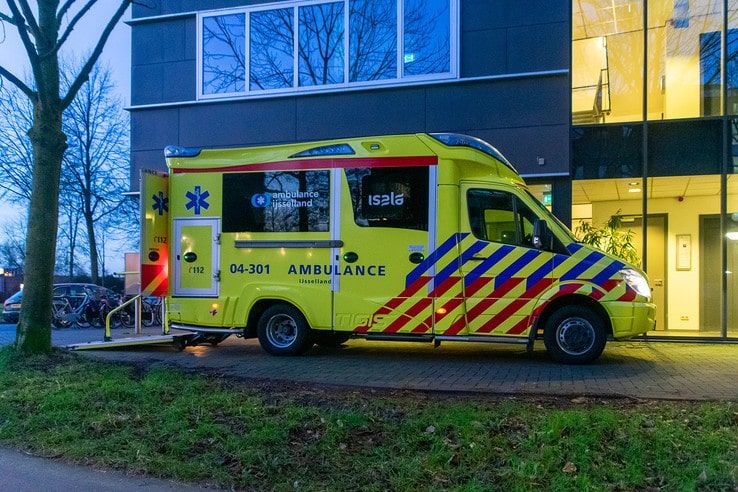 Vrouw gewond na fietsongeval in Zwolle-Zuid - Foto: Peter Denekamp