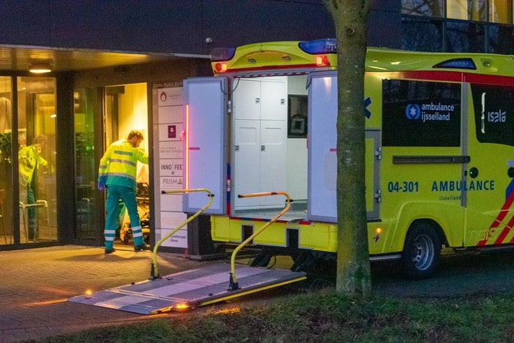 Vrouw gewond na fietsongeval in Zwolle-Zuid - Foto: Peter Denekamp