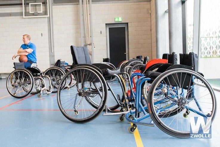 Studenten naar Paralympic Experience Day op Hogeschool Windesheim - Foto: Henrico van der Dussen
