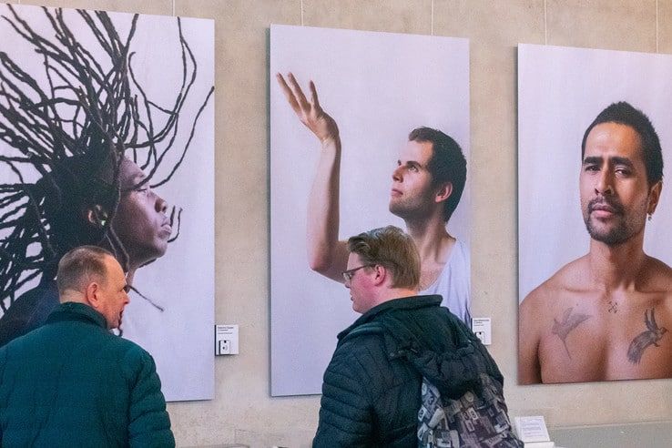 Openheid tijdens tentoonstelling ‘Dit is mijn verhaal’ - Foto: Peter Denekamp