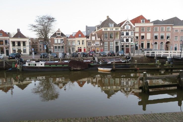 Het verhaal achter Zwolse gevelstenen: ’t veerschip op Utrecht - Foto: Jan la Faille