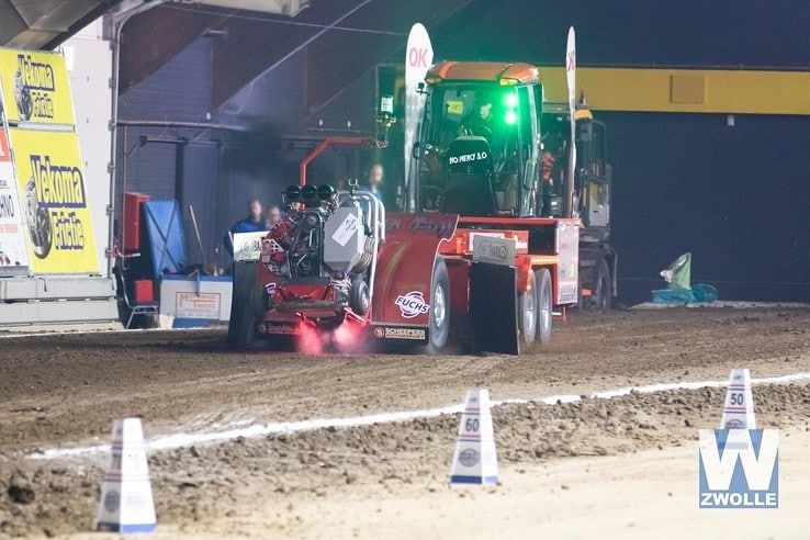 37e editie Indoor Tractorpulling Zwolle - Foto: Henrico van der Dussen