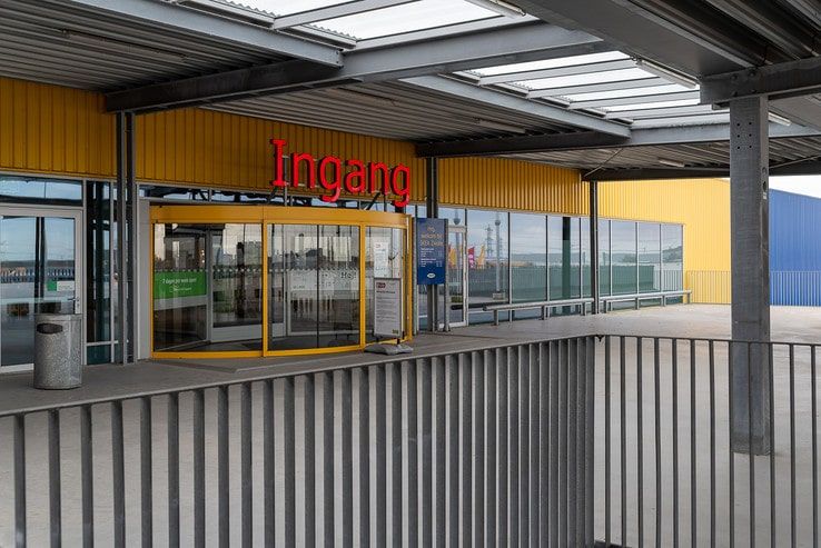 IKEA Zwolle gesløten vanwege coronavirus; ook modeketens WE en C&A sluiten deuren - Foto: Peter Denekamp