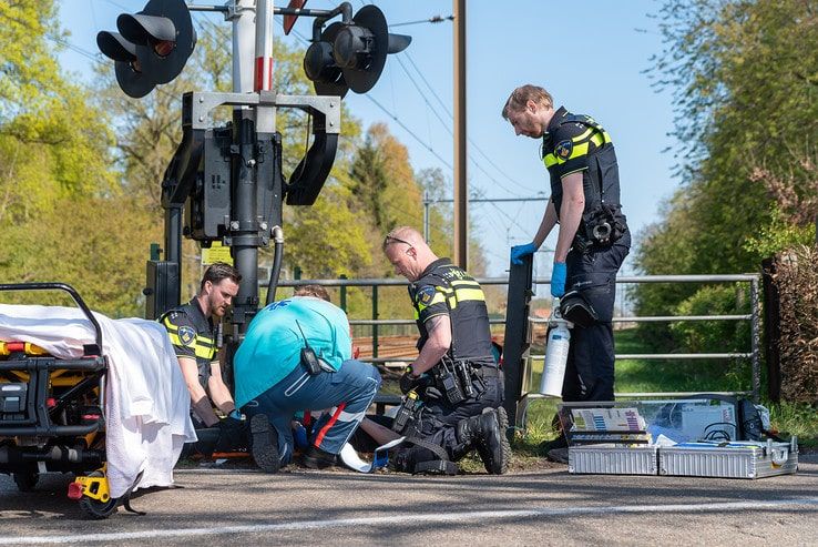 Motorrijder ernstig gewond bij ongeval in Herfte - Foto: Peter Denekamp