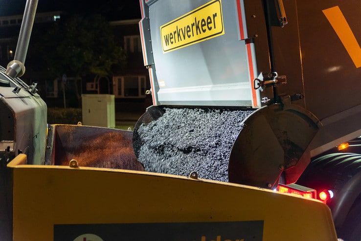 Nachtelijk werk maakt verkeersveiligheid in Assendorp sterk - Foto: Peter Denekamp