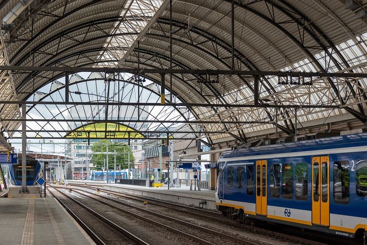 Zaterdagavond geen treinen van en naar Zwolle; volgende week minder treinen naar Dalfsen - Foto: Peter Denekamp