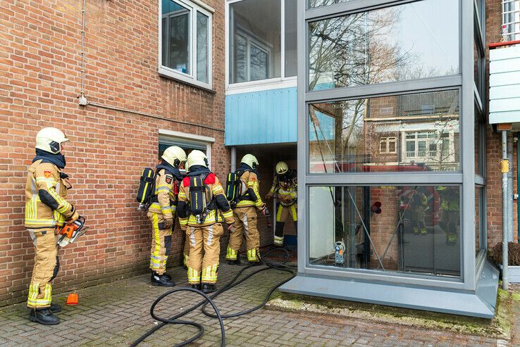 Brand in flat Weezenlanden-Noord - Foto: Peter Denekamp