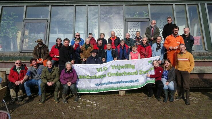 Vrijwillig Landschaps Onderhoud Zwolle (foto gemaakt voor de coronacrisis)