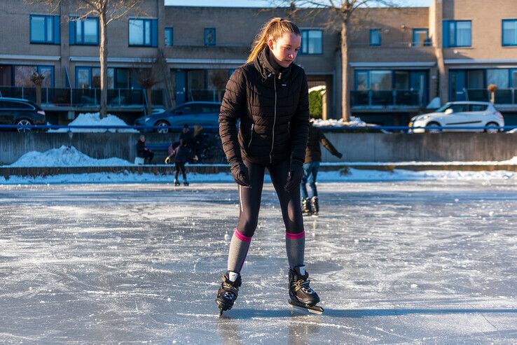 IJs in Zwolle nog niet dik genoeg om op te schaatsen - Foto: Peter Denekamp