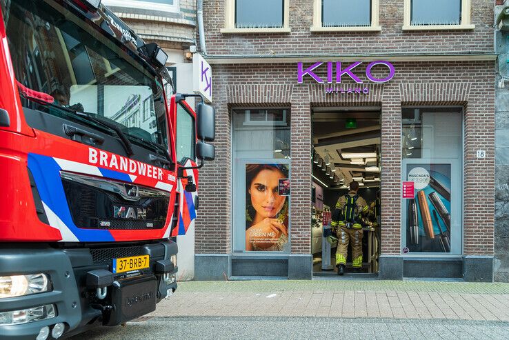 Brandweer zorgt voor spektakel in Zwolse binnenstad - Foto: Peter Denekamp