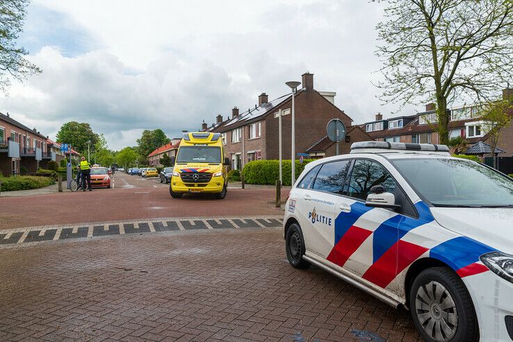 Twee ongevallen in amper twee uur tijd op Eikenstraat - Foto: Peter Denekamp