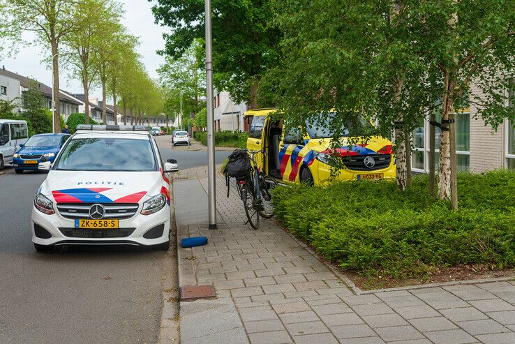 Fietsster gewond na botsing in Zwolle-Zuid - Foto: Peter Denekamp