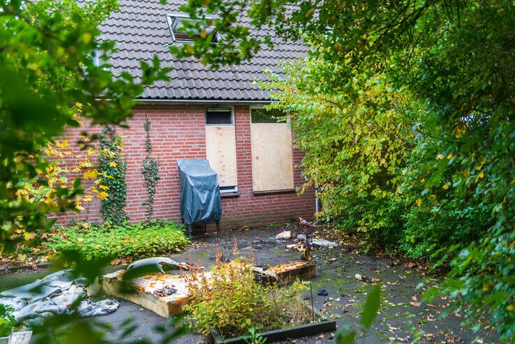 Verwarde man steekt woning in brand in Zwolle-Zuid - Foto: Peter Denekamp