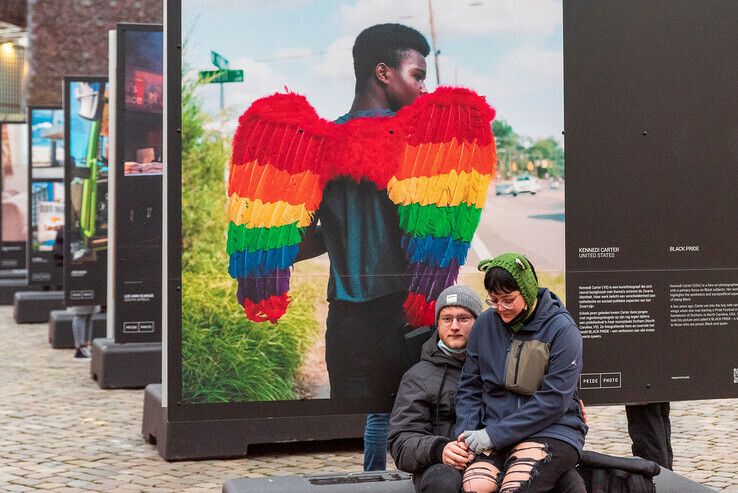 Pride Photo tentoonstelling geopend op Rodetorenplein - Foto: Peter Denekamp