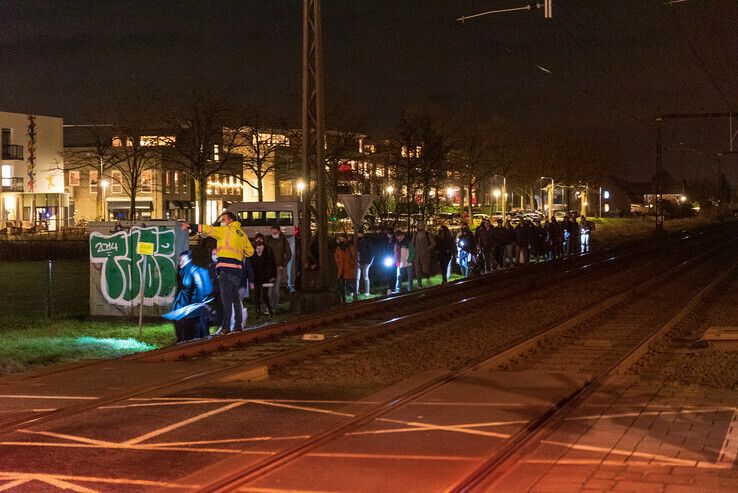 Vrouw overleden na ongeluk op spoorwegovergang in Zwolle-Zuid - Foto: Peter Denekamp
