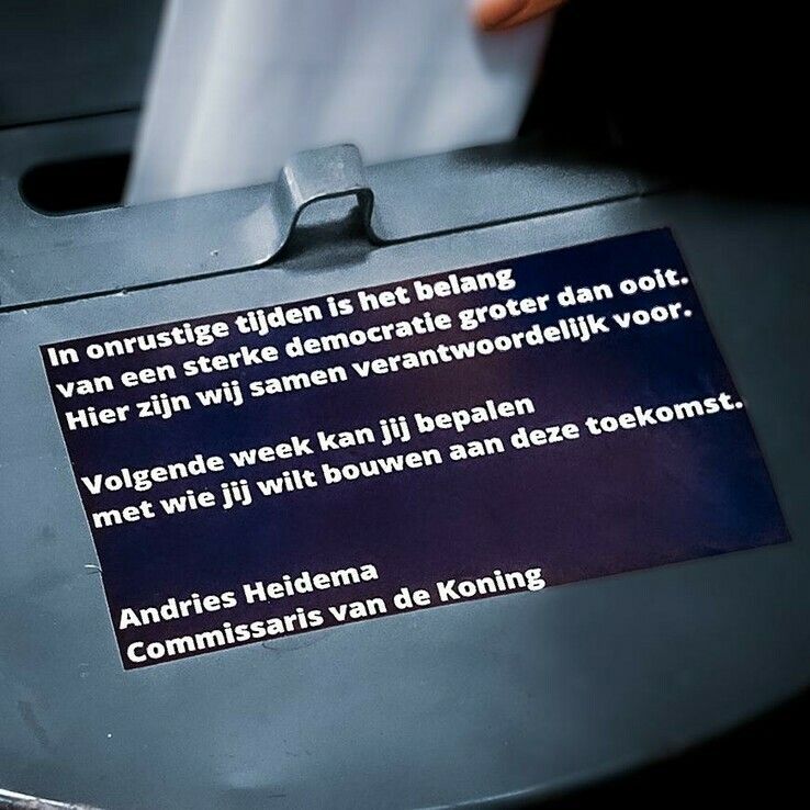 Commissaris van de Koning: “App me over de gemeenteraadsverkiezingen” - Foto: Provincie Overijssel