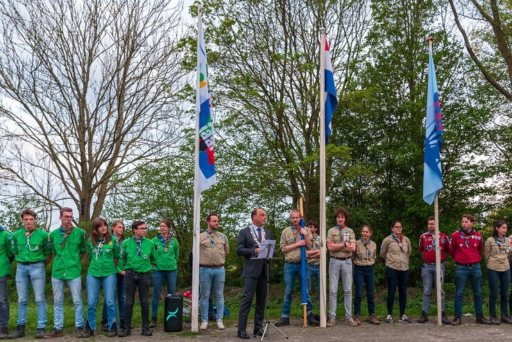 Een jaar na dato ontvangt Scouting Hopman Kippersgroep Koninklijke Erepenning - Foto: Peter Denekamp