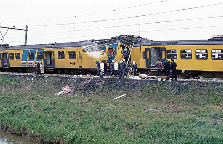 Treinramp met 24 doden bij Schiedam op 4 mei 1976 - Foto: René Jongerius