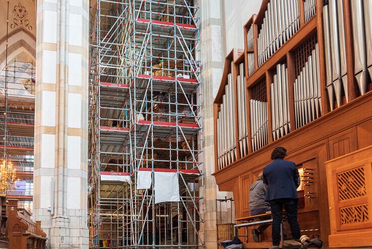 Langverwachte restauratie van 300 jaar oude orgel in Grote Kerk begonnen - Foto: Peter Denekamp
