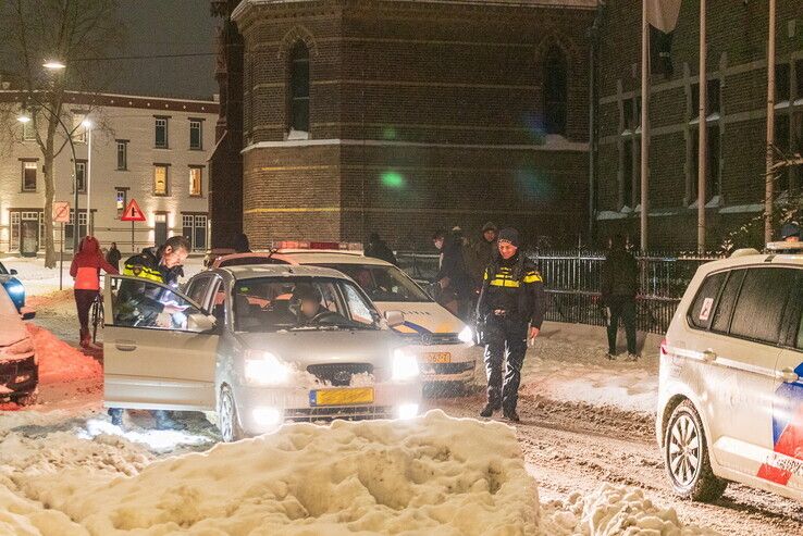 Zwollenaar vrijgesproken van poging doodslag, messteek in lever was noodweer - Foto: Peter Denekamp