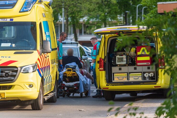 Man neergestoken in Holtenbroek, acht mensen aangehouden - Foto: Peter Denekamp