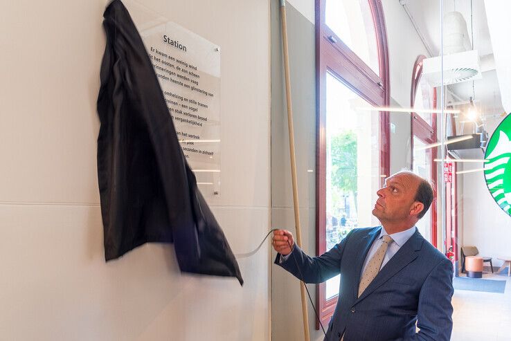 Vernieuwde stationshal Zwolle officieel geopend - Foto: Peter Denekamp