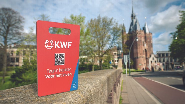KWF Kankerbestrijding collecteert met QR-code in Zwolle