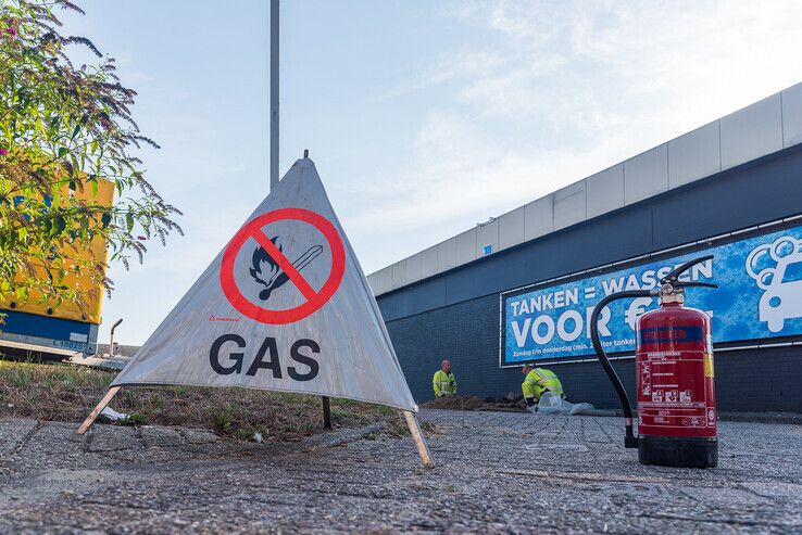 Gaslek bij Esso tankstation op Rieteweg - Foto: Peter Denekamp